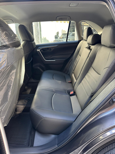 Toyota Rav4 Gris 2024