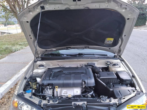 Hyundai Elantra Gls 2.0