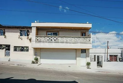 Casas En Venta Col Postal Tijuana en Casas en Venta en Tijuana | Metros  Cúbicos