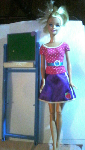 Barbie Maestra
