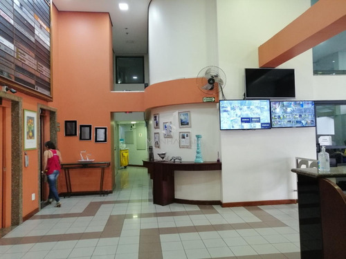 Imagem 1 de 6 de Sala Á Venda E Para Aluguel Em Centro - Sa004524