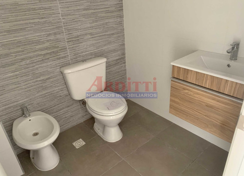 Imagen 8 de 13 de Venta Apartamento 2 Dormitorios Centro