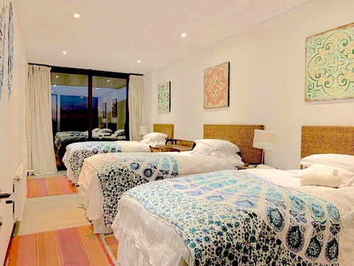 Moderna Casa En Primera Línea De Costa Cachagua En Venta