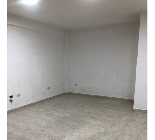 Imagen 4 de 7 de Local En Alquiler Cc.paseo La Granja Naguanagua