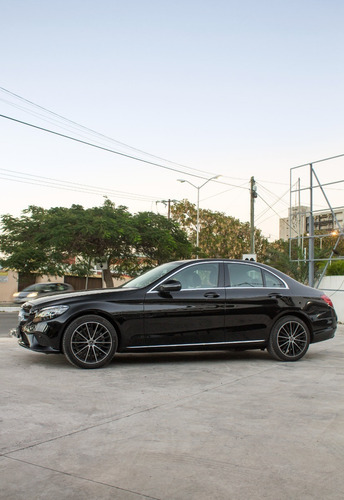 Imagen 2 de 8 de Mercedes Benz C200 Sport 2020