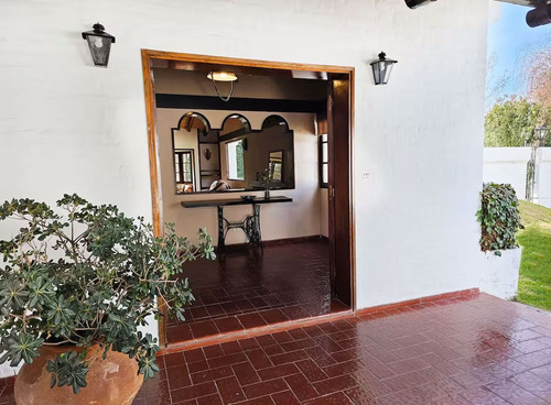 Casa En Venta En El Huerto - La Puntilla