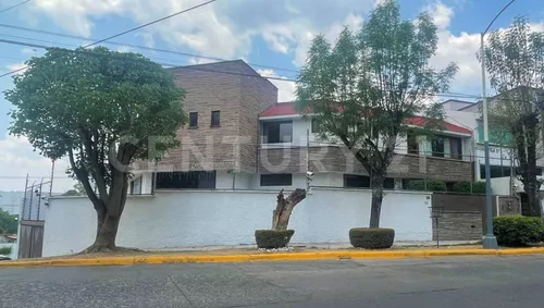 Casas en Renta en Ciudad Satélite, Naucalpan | Metros Cúbicos