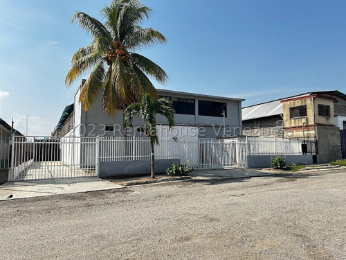 Kl Vende Excelente Galpón En La Zona Industrial Iii Barquisimeto #24-13725