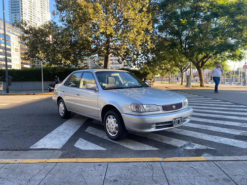 Toyota Corolla 1.8 Xei