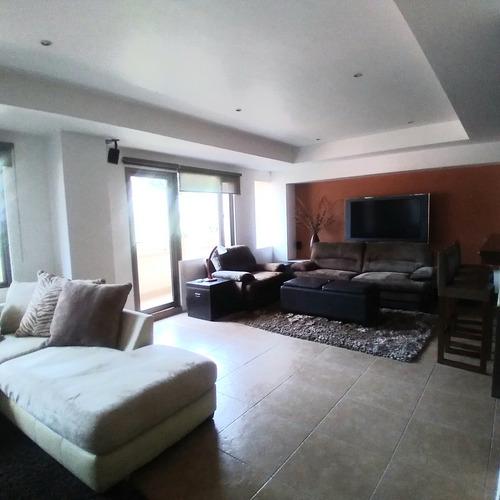 Oportunidad Baja De Precio, Amplio Departamento De Dos Pisos, 3 Recámaras, 4 Baños, 2a. Cda. De San José Tetelpan