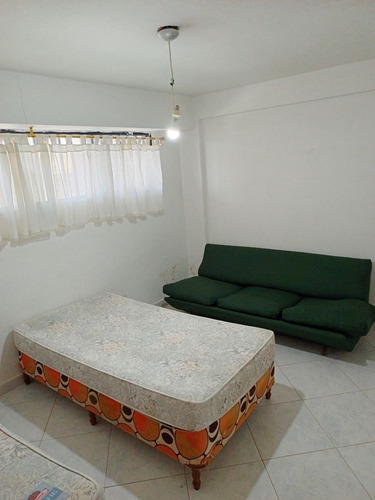 Apartamento Frente A Embarcadero Y Playa