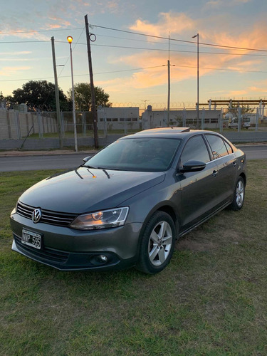 Imagen 1 de 7 de Volkswagen Vento 2.5 Luxury 170cv 2014