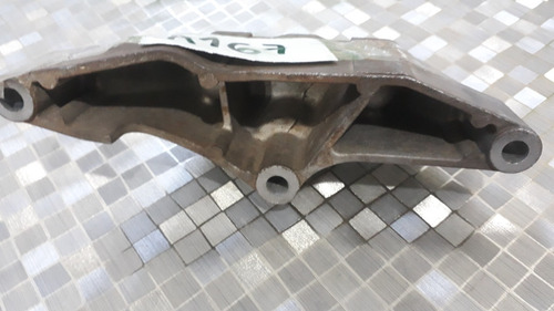 Imagem 2 de 4 de Suporte Do Cambio 01m Golf Audi Bora 1j0199117n Original