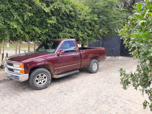 Chevrolet Silverado Basica