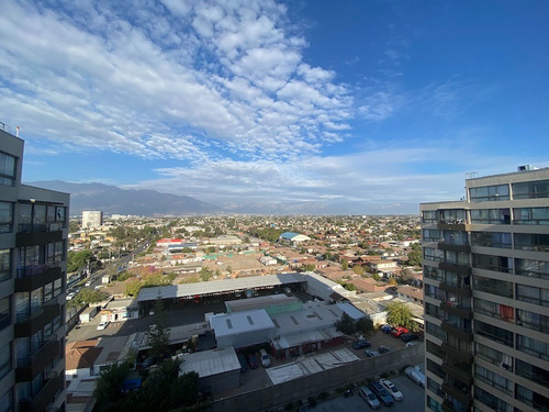 Venta Departamento Con Gran Vista Despejada A La Cordillera.