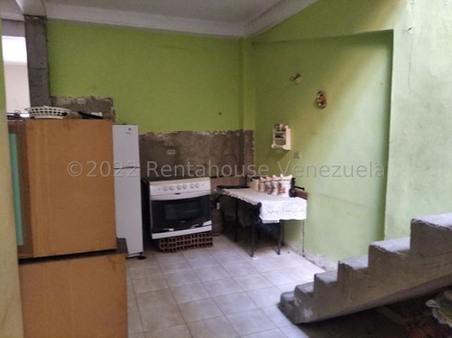 Imagen 29 de 30 de Casas En Venta La Puerta Cabudare Cod # 23-12696. Ideal Para Remodelar A Tu Gusto! Asesor Inmobiliario Katty Vasquez 412-1498654. Pide Tu Cita! Excelente Oportunidad De Negocio!