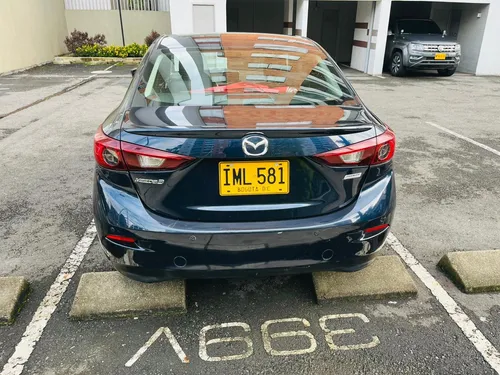 Mazda 3 2.0 Touring