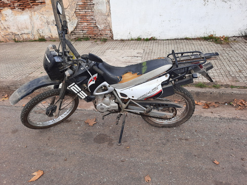 Le Anda Todo, Al Día, Y Cn Transferencia Detalles Usada