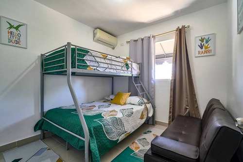 Apartamento En Venta En Santo Domingo Este De 3 Habitaciones.