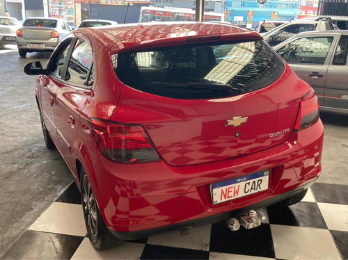 Imagem 5 de 9 de Chevrolet Onix 2016 1.4 Ltz Aut. 5p