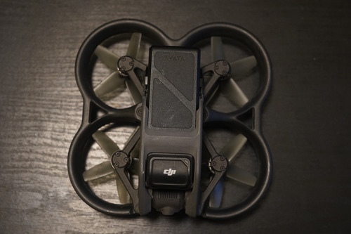 Drone Avata + 3 Baterías + Pro Controller + Googles V2 + Gris (Usado)