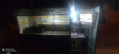 Imagem 1 de 5 de Vende- Se Ou Troco Carrinho De Lanche Parcelo No Cartão
