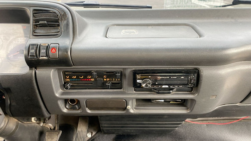 Imagen 18 de 25 de Chevrolet Npr 729