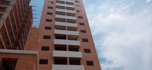 Imagem 2 de 14 de Am106 Apartamento 2 Dormitórios- 350m Praia - Plano Entrada