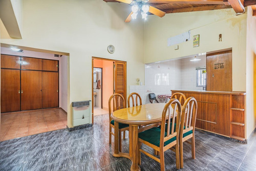 Imagen 9 de 30 de Venta Casa 4 Ambientes En Villa Madero Gran Lote