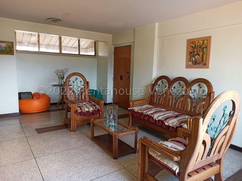 Imagen 3 de 14 de Apartamento Urb El Centro Maracay 22-24009 Hl