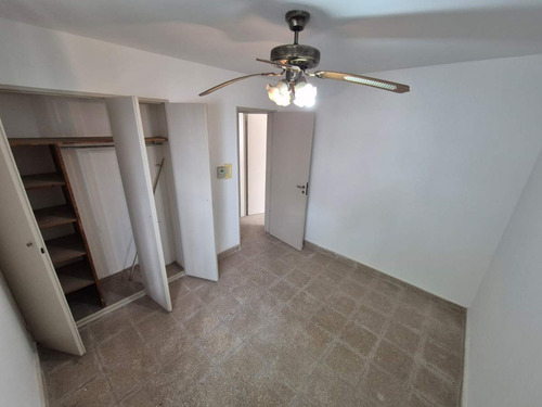 Casa En Venta Damian Garat 3025, Poeta Lugones, Córdoba, Argentina 4 Dormitorios