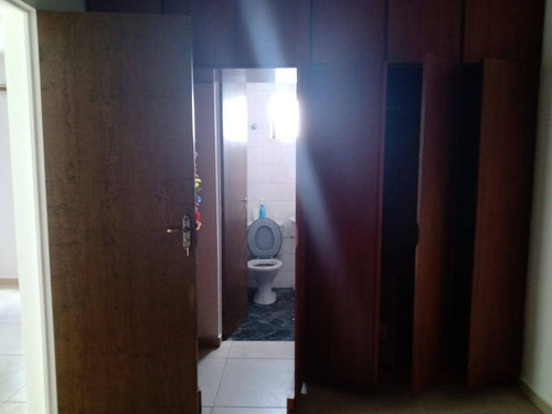 Imagem 13 de 15 de Apartamento Oportunidade Com Suíte E Vaga De Garagem Coberta !!! - 214