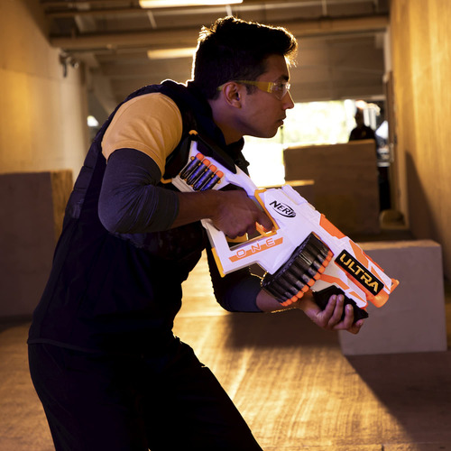 Blaster Nerf Ultra One Motorizado Con Tambor De 25 Dardos, A