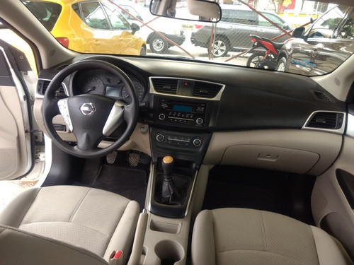 Imagen 11 de 11 de Nissan Sentra 2018 1.8 Sense Mt