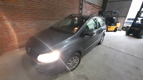 Volkswagen Suran 1.6 Imotion Highline 11c