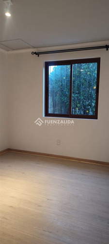 Casa En Arriendo De 3 Dorm. En Estación Central
