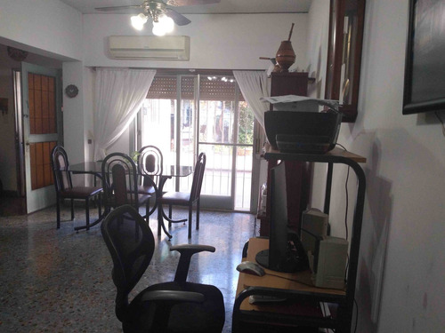 Casa 4 Amb. Garage-quincho-parrilla-pileta