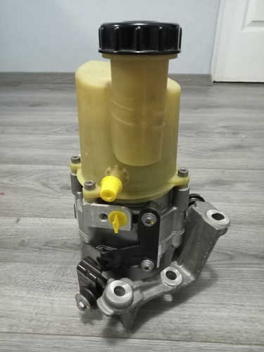 Bomba De Direccion Hidraulica Renault Kangoo Diesel Original