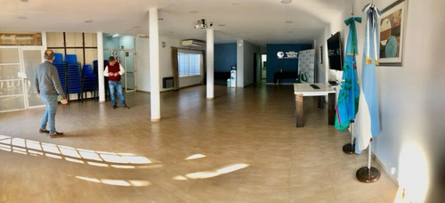 Imagen 15 de 21 de Oficina/ Consultorios 300 Mts2 Cub. Sobre Lote Propio.- A 200 Mts De Rivadavia.