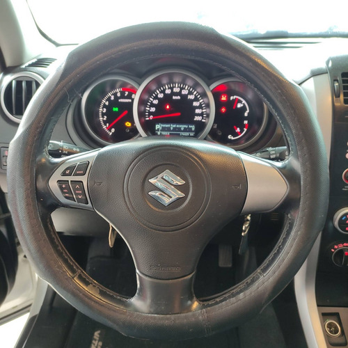 Imagem 6 de 8 de Suzuki Grand Vitara 2.0 4x2 16v Gasolina 4p Automático