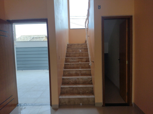 Casa/sobrado 3 Quartos Próximo Terminal Do Garavelo
