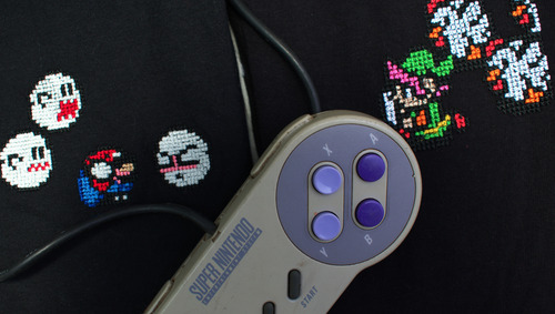 Zelda Escudo Y Espada - Playera Bordada Pixel Art Algodón