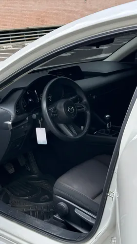 Mazda 3 2.0 Prime