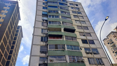 Para Cliente Directo Vendo Apartamento En El Marques Para Reformar A Su Gusto.