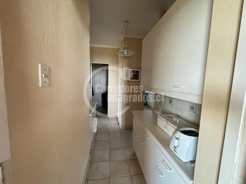 Casa En Venta De 5 Dorm. En Santo Domingo