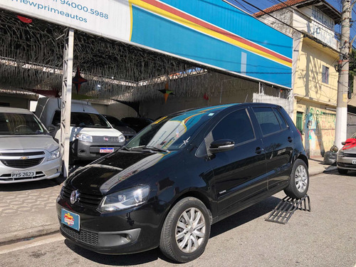 Imagem 2 de 11 de Volkswagen Fox 2011 1.6 Vht Trend Total Flex I-motion 5p