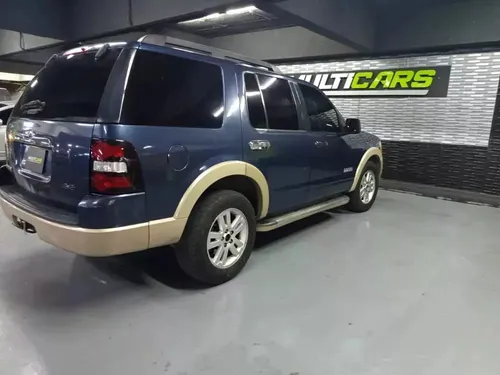 Ford Explorer Eddie Bauer