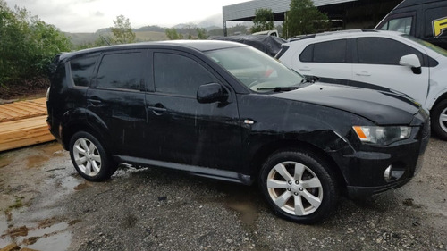 Imagem 1 de 6 de Mitsubishi Outlander 2.4 2011