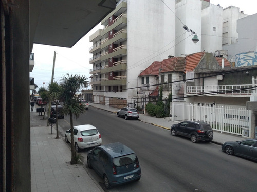 Imagen 8 de 30 de Departamento De 3 Ambientes La Perla Yrigoyen Al 1000