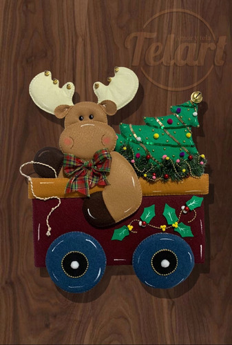 Corona De Navidad Reno En Trenecito De Fieltro 55 X 45 Cm